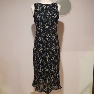 Petite Sophisticate Midi dress, Size 8